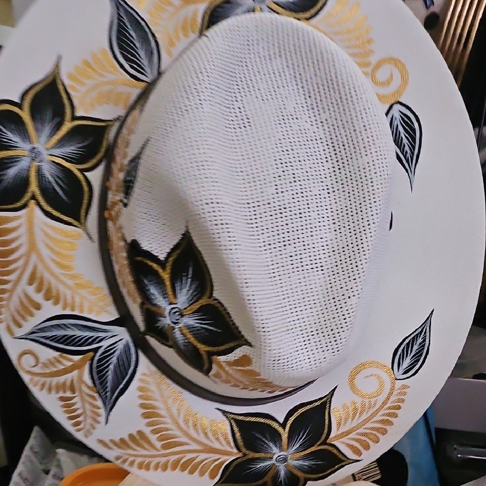 hecho en mexico Handmade For men and women